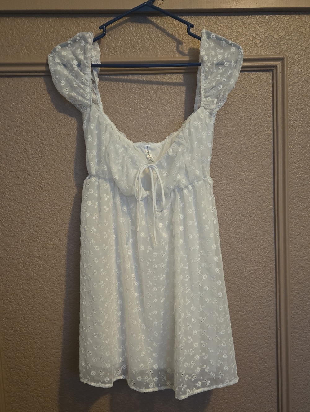 Women's White dress